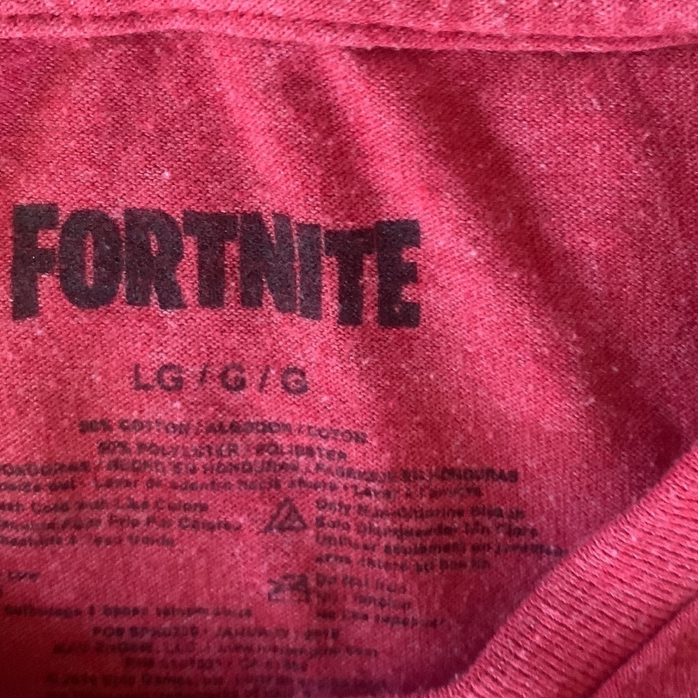 FORTNITE t-shirt - Picture 3 of 4